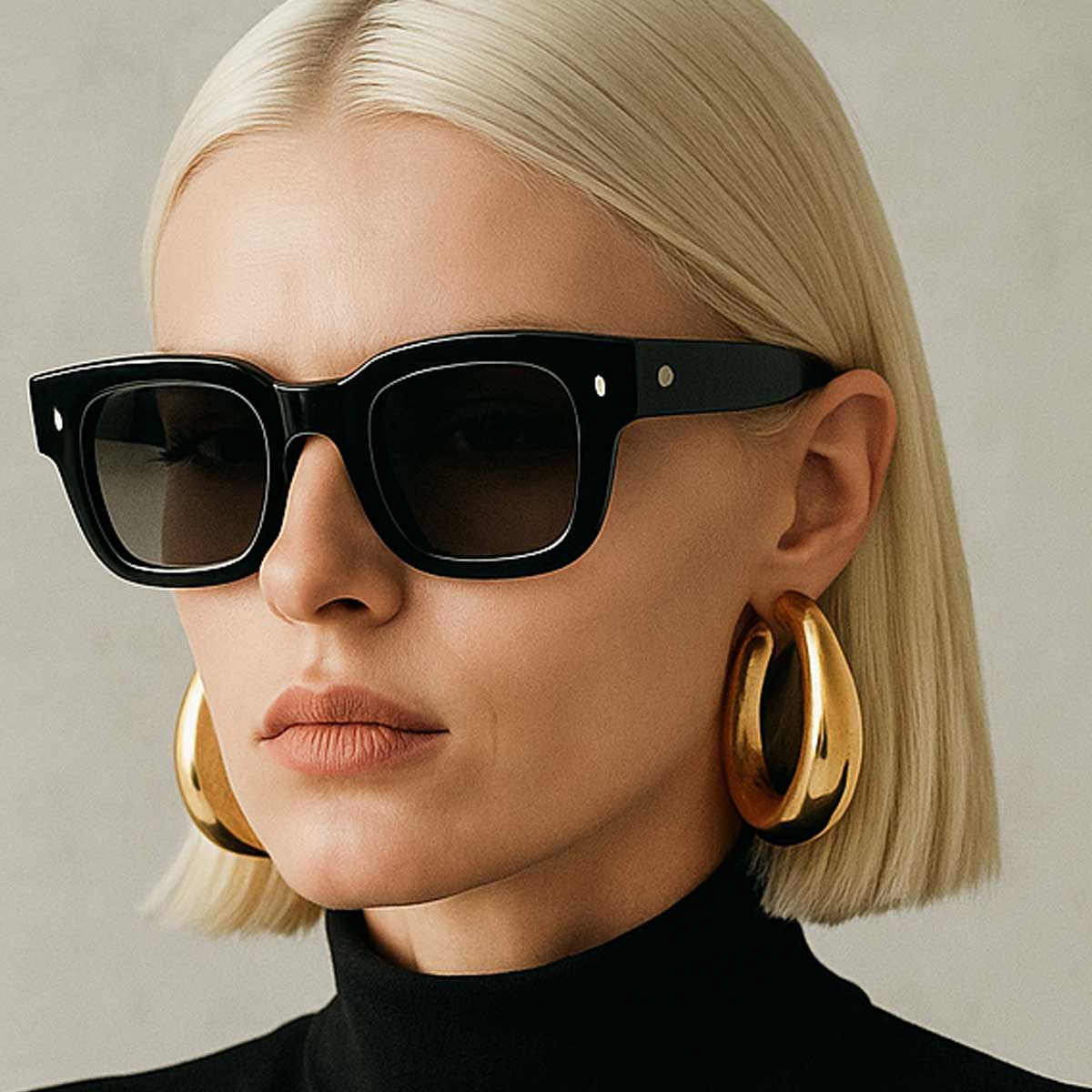 Close-up: lens clarity and tint